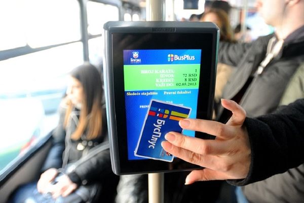 9 načina da izbegnete Bus Plusovce: Broj 5 će sigurno upaliti! (FOTO) (GIF)