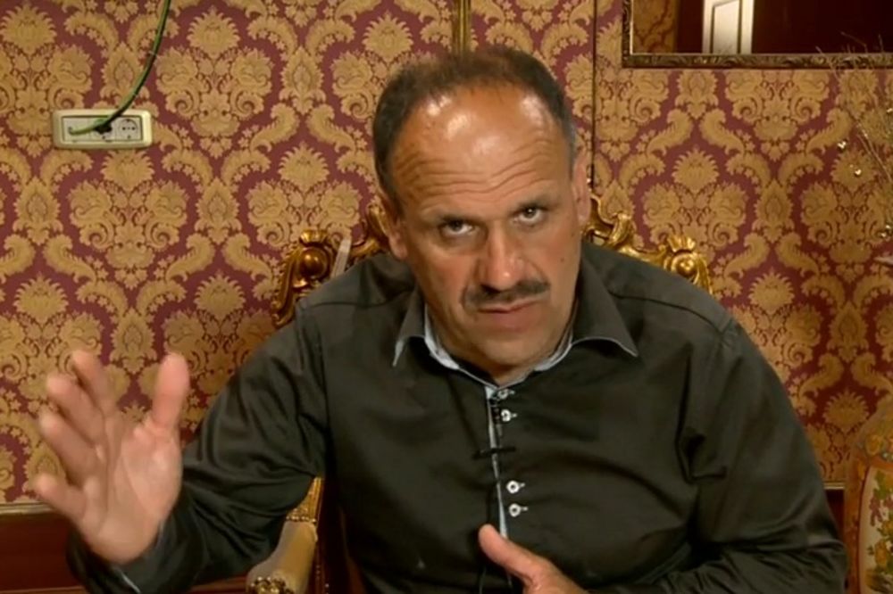 Kad ga žena brani: Zmaj nije ubio svog oca! (FOTO)