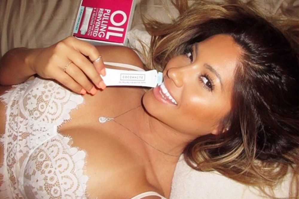 KOJA JE BOLJA RIBA? Džej Lo ima sestru bliznakinju! i TO KAKVU! (FOTO)