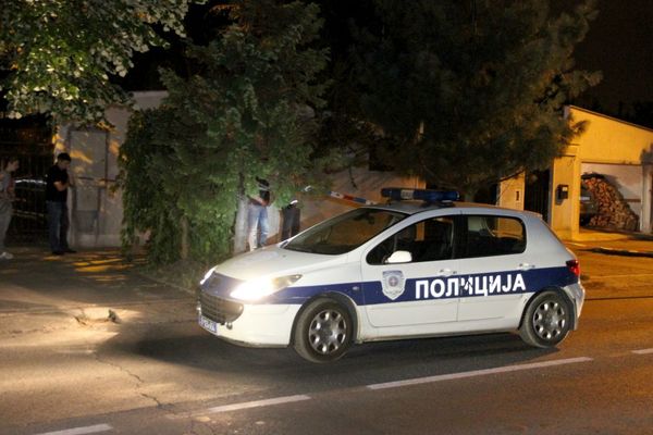 BEOGRAĐANIN UPUCAN PA DOKRAJČEN SA NEKOLIKO HITACA: Jeziva smrt muškarca u Zemunu