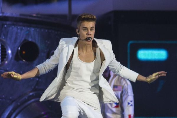 KAD ONI ODVALE - TO JE ZA ANALE: 7 esktremno glupih superstarova (FOTO)