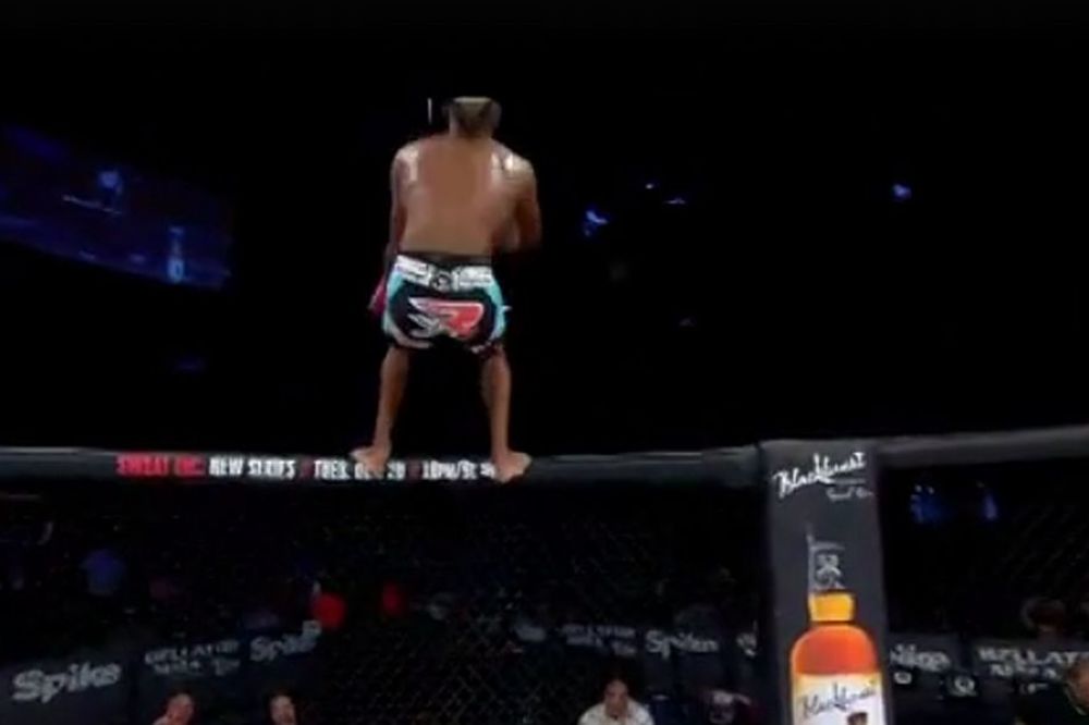 Pobedio u MMA borbi, a onda je POKUŠAO da uradi salto! (VIDEO)