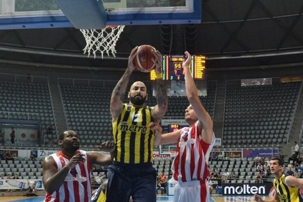 ZVEZDO, TO TE ČEKA U EVROLIGI: Kešelj i Antić razbili svoje crveno-bele! (VIDEO)