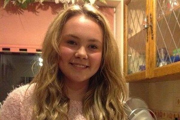 DEVOJČICA UMRLA JER JE KORISTILA TAMPONE: Shvatite ovo veoma ozbiljno! (FOTO)