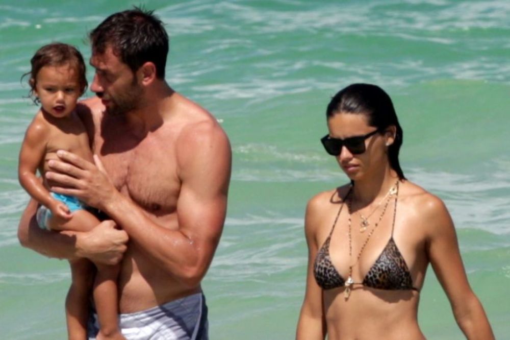 ZBUNJENI JARIĆ: Ne zna šta da misli o fotki petogodišnje ćerke u Vogu! (FOTO)