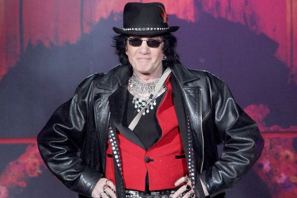 NAPOKON PRAVI SEKS NA FARMI: Ovako se vodi ljubav bez foliranja (VIDEO)