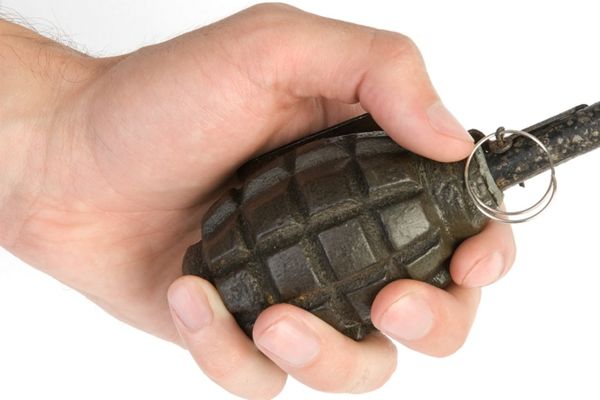 Muškarac se razneo bombom u parku na Banovom brdu