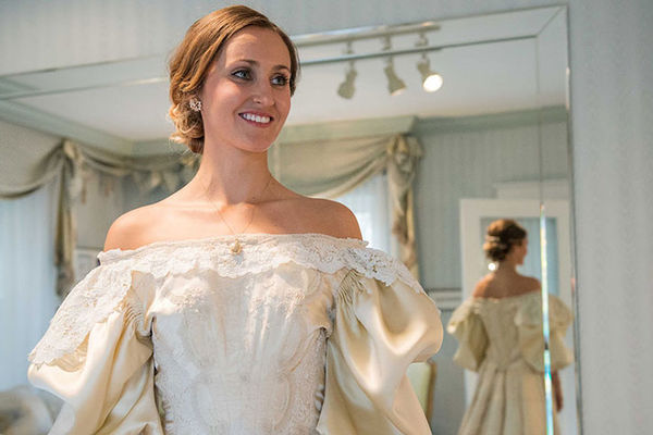 Traje već 120 godina: Ovu venčanicu nosilo je 11 generacija žena u porodici! (FOTO)