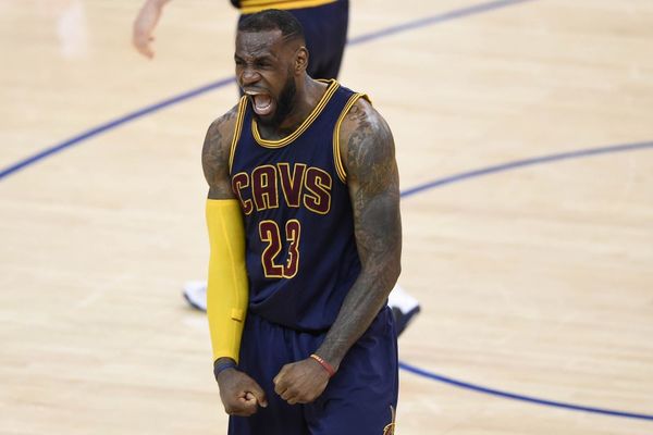 ZBOG OVOGA JE KRALJ DŽEJMS: Lebronov ludački raspored treninga! (VIDEO)