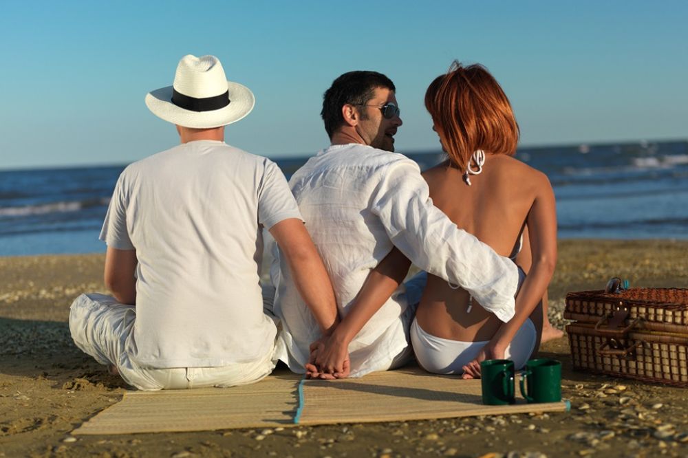 ŠVALERSKI HOROSKOP: Blizanac je najlakoverniji, ali šta mislite ko je najveći Kazanova?