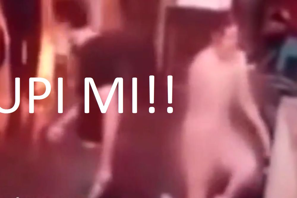 Devojka se skinula gola jer dečko nije hteo da joj kupi novi iPhone! (VIDEO)