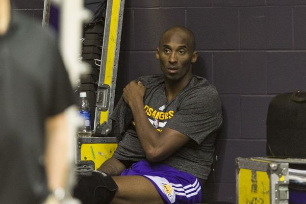 Ovako je izgledao prvi Brajantov trening posle 8 meseci! (VIDEO)