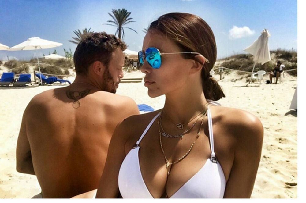 SEVE I MALI KEBA SE VENČALI POD VODOM! Šta kažete na ovakvu svadbu? (FOTO)