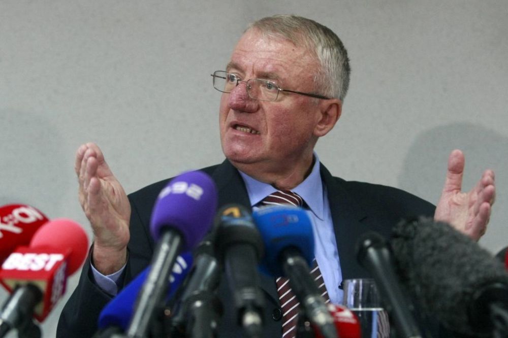 ​RIJALITI-POLITIČAR:  Evo kako je Šeki zamislio da preko Farme postane predsednik Srbije (FOTO)