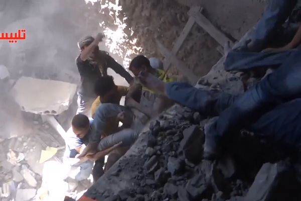 Rusi tvrde da ne ubijaju civile u Siriji, ali ovi snimci govore drugačije (VIDEO)