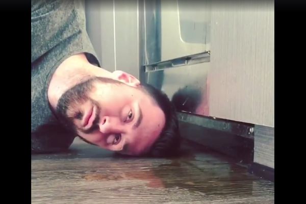 Sitnice koje nas uvek nerviraju, ali na koje nije kul da se žalimo! (VIDEO)