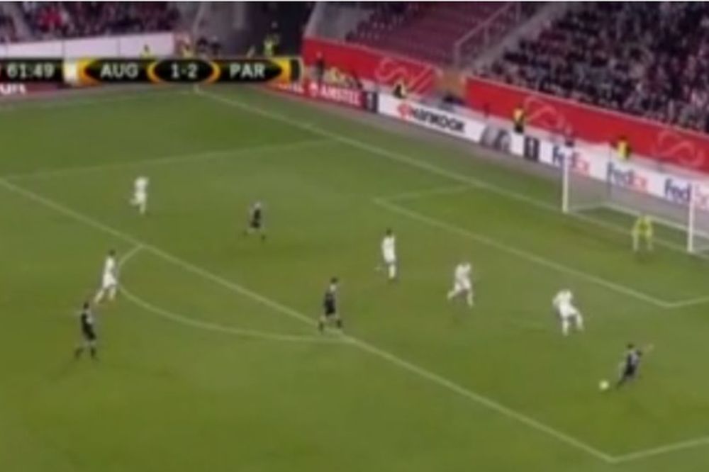 Zaslužio je: Novi pogodak Živkovića uz pomoć igrača Augzburga! (VIDEO)