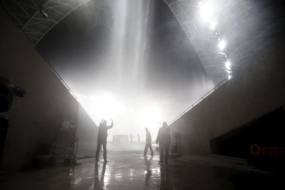 Provala oblaka na Azurnoj obali: Prekinuta utakmica između Nice i Nanta! (FOTO) (VIDEO)