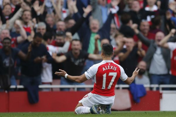 Arsenalova lekcija Junajtedu za 13 minuta, Van Gal će sanjati Sančeza! (FOTO) (VIDEO)