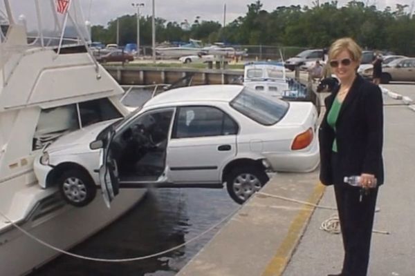 Totalna katastrofa! Ovako nešto ne biste poželeli ni švalerki vašeg muža! (VIDEO)