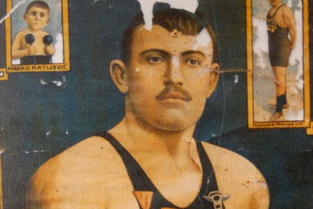 Najjači čovek svog doba tri puta je video Tita i sva tri puta je nosio pištolj! (FOTO)