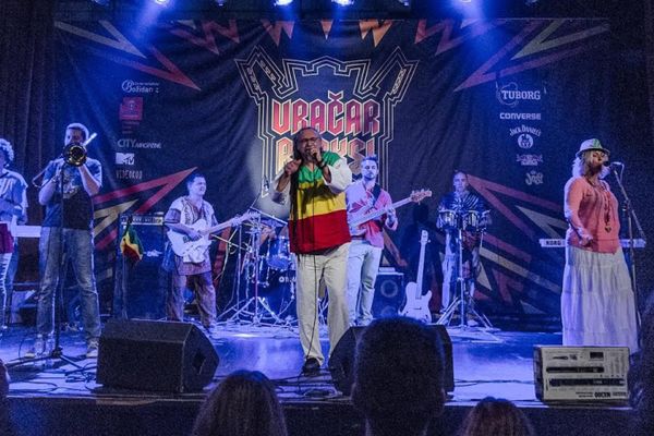 Dim iz moje lule: Spremite se stvarno, opet svira Del Arno (FOTO) (VIDEO)