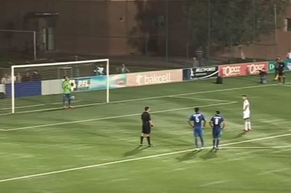 Kapa dole majstore: Ovo je kralj fer-pleja! (FOTO) (VIDEO)