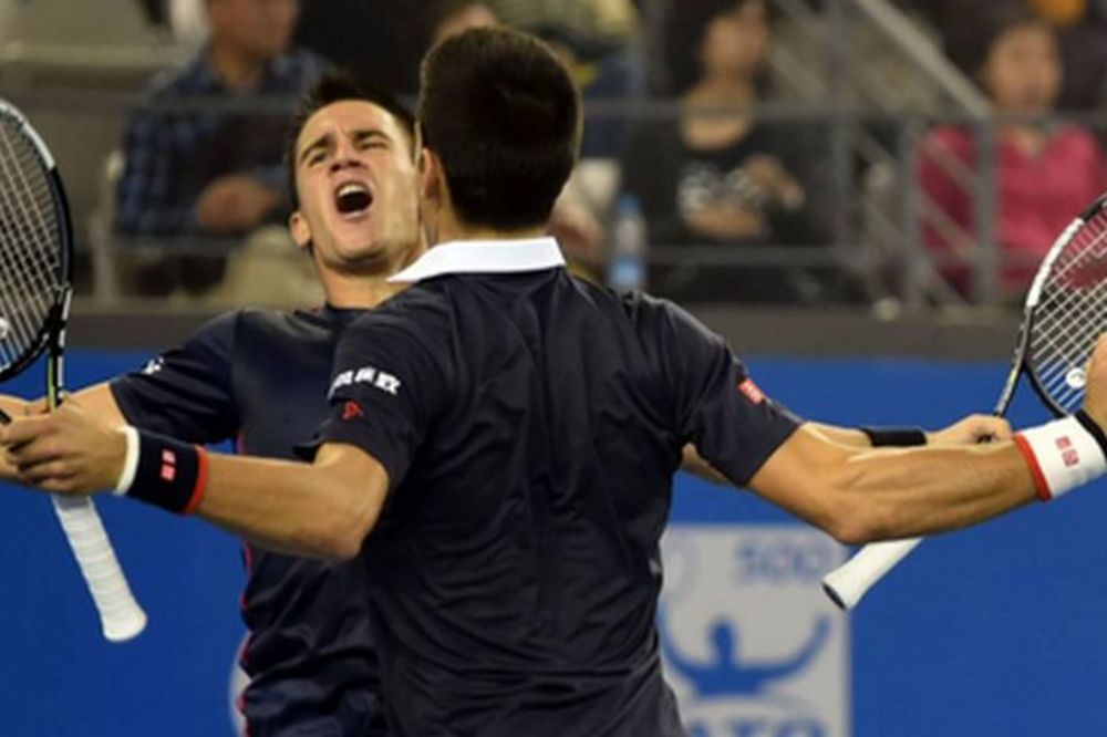 Peking mu baš leži: Novak i Đorđe u četvrtfinalu dublova!