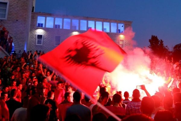 Albanski teroristi prete krvoprolićem: Napašćemo srpske fudbalere, dobiće šta zaslužuju!