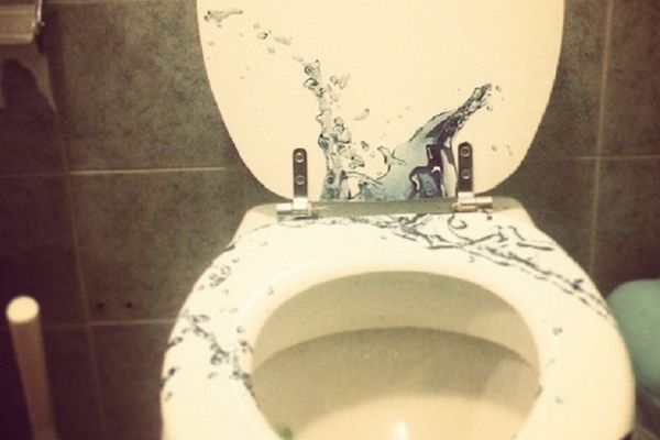 Saznajte koja 3 horoskopska znaka vam piške na dasku wc šolje!