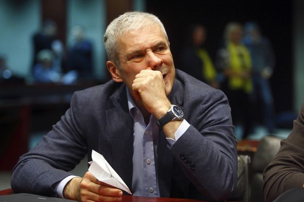 Ovako Hrvati vide Borisa Tadića: Kukavica bez kičme, bavio se samo svojom ljubavnicom! (FOTO)