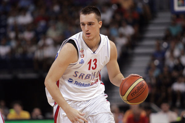 Danilo Anđušić opet oblači crno-beli dres!