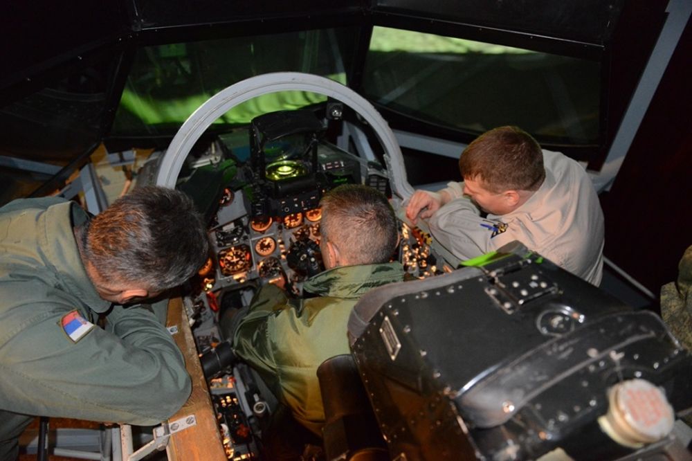 Putinova i srpska vojska rame uz rame: Naši i ruski migovi u akciji, pogođeni svi ciljevi! (FOTO)