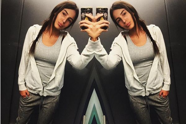 Anastasija kopira našu najlepšu manekenku! Koja je bolja? (FOTO)