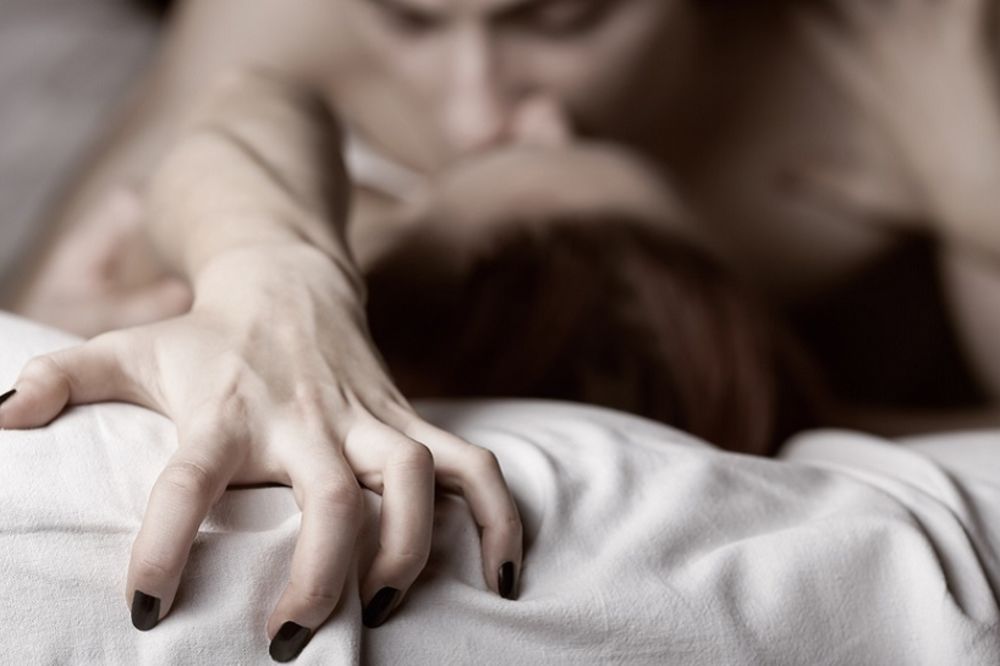 SPAVALA SAM SA 10 MUŠKARACA NA DAN: Ispovest nimfomanke koja će vas šokirati!