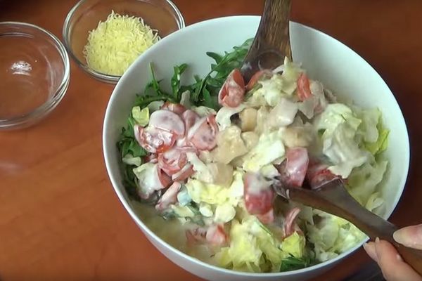 Dostojna cara! Ovakvu Cezar salatu još niste probali (VIDEO)