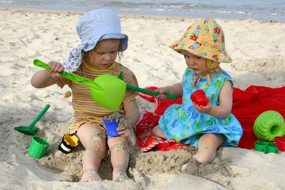 50 opasnih detinjarija koje bi trebalo da dozvolite vašoj deci! (FOTO)