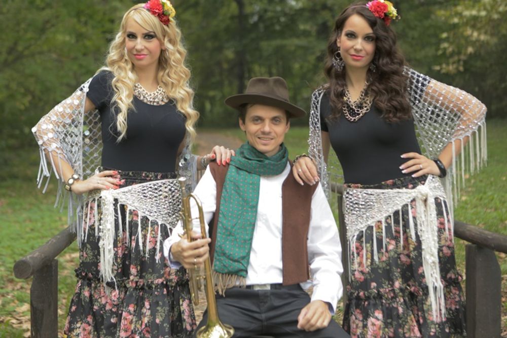 Pokidale Gagijevu Ružu, pa snimile spot i za Luisovu pesmu!