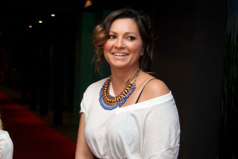 Plavuše se bolje zabavljaju. Nina Badrić promenila boju kose! (FOTO)