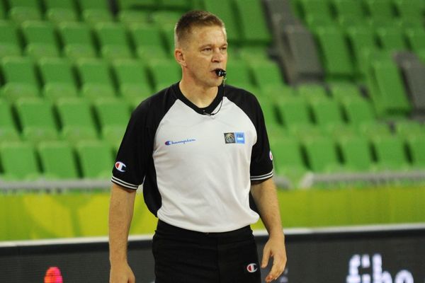 Zvezda pita: Zašto sudija iz Slovenije uvek sudi u Zagrebu i to na štetu Beograđana?!