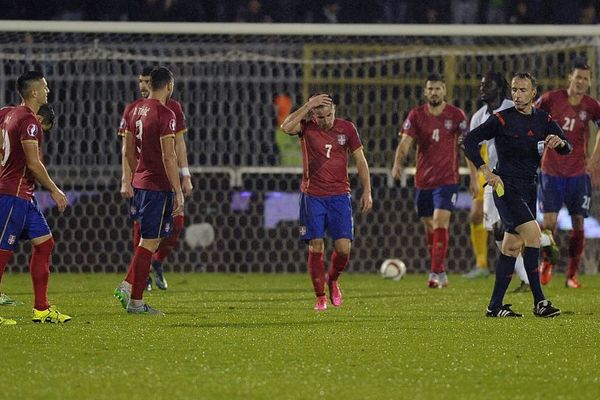Dosije Srbija: Znamo da ste se obrukali, ali u Rusiju moramo! Kako ćemo tamo? (FOTO)