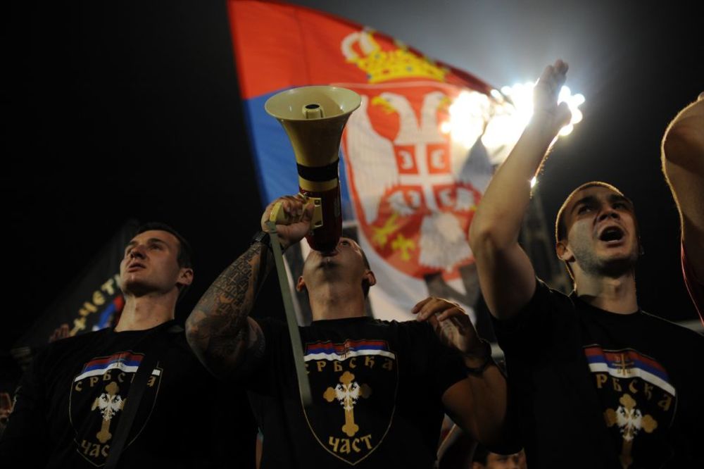 Pogledajte brutalnu tuču između Srba i Hrvata na Malti! (VIDEO)