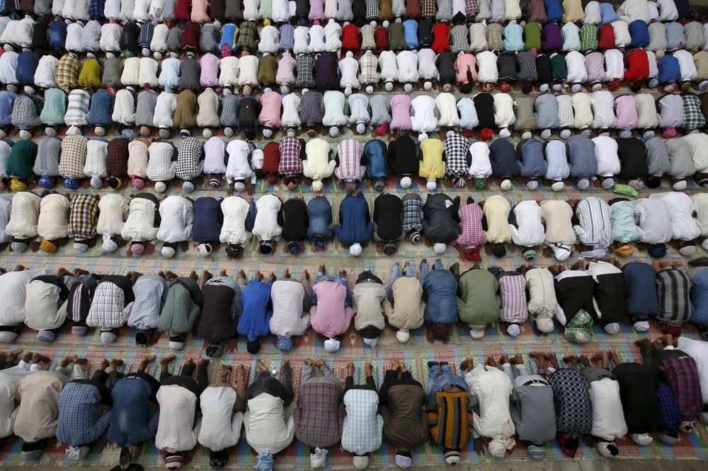 Zašto ljudi postaju religiozni? Postoji jednostavno objašnjenje