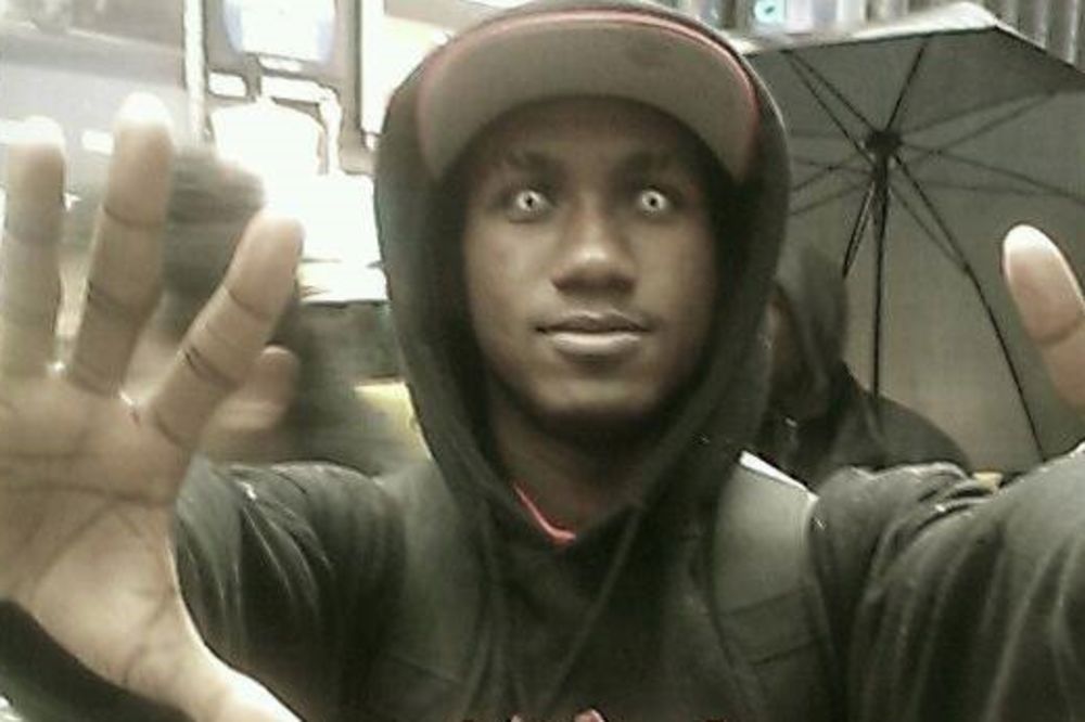 Zapalio Jutjub! Odrepovao pesmu bez reči i za 7 dana skupio 3.5 miliona pregleda! (VIDEO)