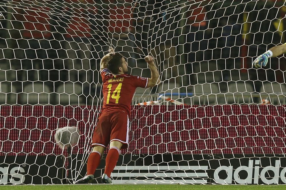 Da li je ovo najveći promašaj u kvalifikacijama za Evropsko prvenstvo?! (VIDEO)