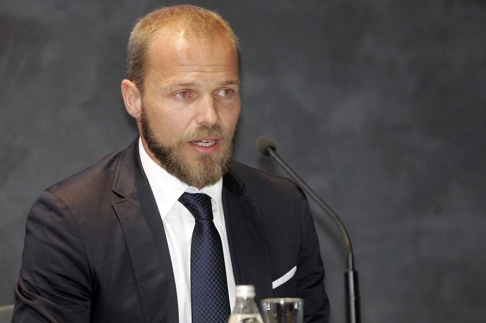 Tomić umesto Milinkovića na klupi Partizana?