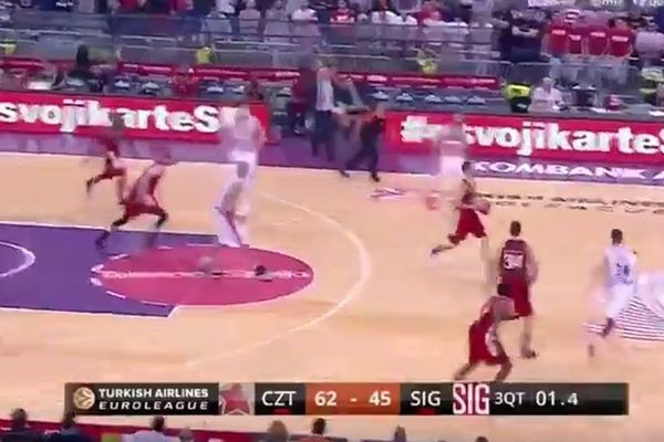 Zvezda ih je razbila u Areni, ali su igrači Strazbura pogodili sa preko pola terena! (VIDEO)
