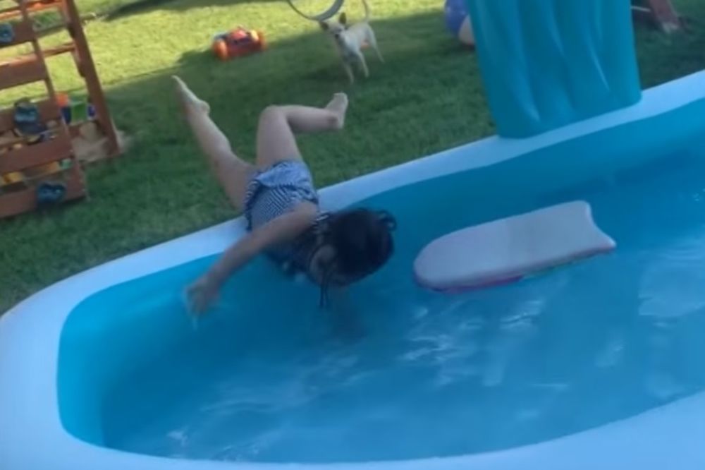 Ovo je nova disciplina: Najslađe skakanje u vodu ikada! (VIDEO)