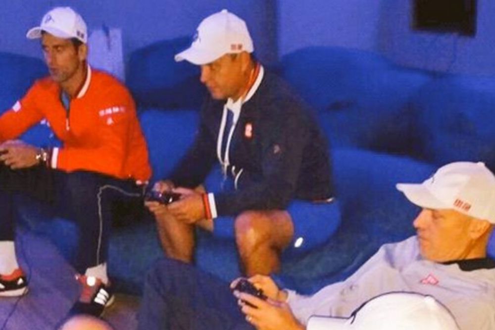 Tako izgleda i kada on igra na terenu: Ovako se Novak sprema za utakmice! (FOTO)