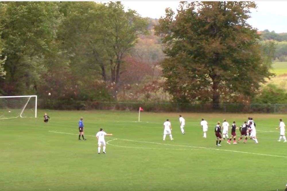 Do sada samo ovakve golove iz auta viđali samo u japanskim crtaćima! (VIDEO)